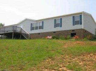 213 Tonawanda Dr, Madison, NC 27025