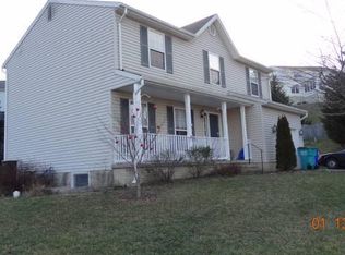 13587 Deer Brook Ct, Mount Airy, MD 21771