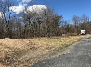 525 W Jericho Tpke, Smithtown, NY 11787