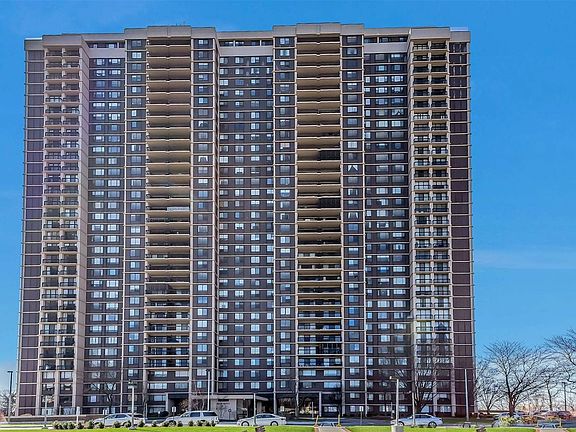 2nd image of 27240 Grand Central Pkwy #3R