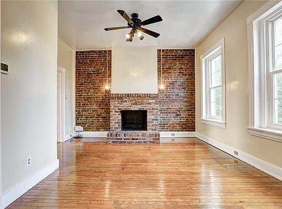 3rd image of 111 W Colonial Ave