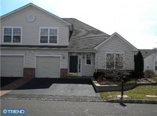 13 Lady Slipper Ln, Langhorne, PA 19047