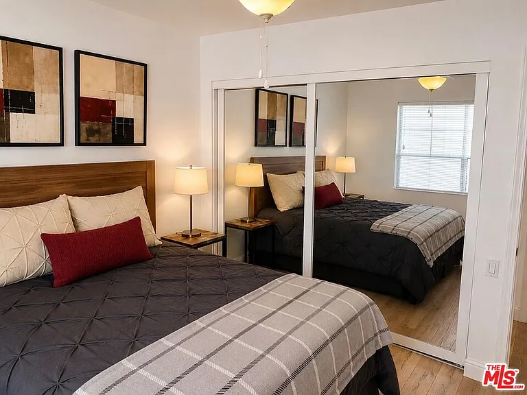 10800 Peach Grove St #5 — Photo 10