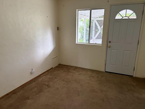 4th image of 10176 S Tantau Ave