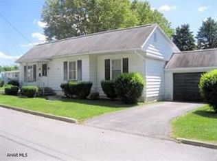 201 W Julian St, Martinsburg, PA