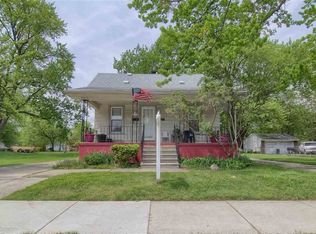 22871 Hayes Rd, Eastpointe, MI 48021