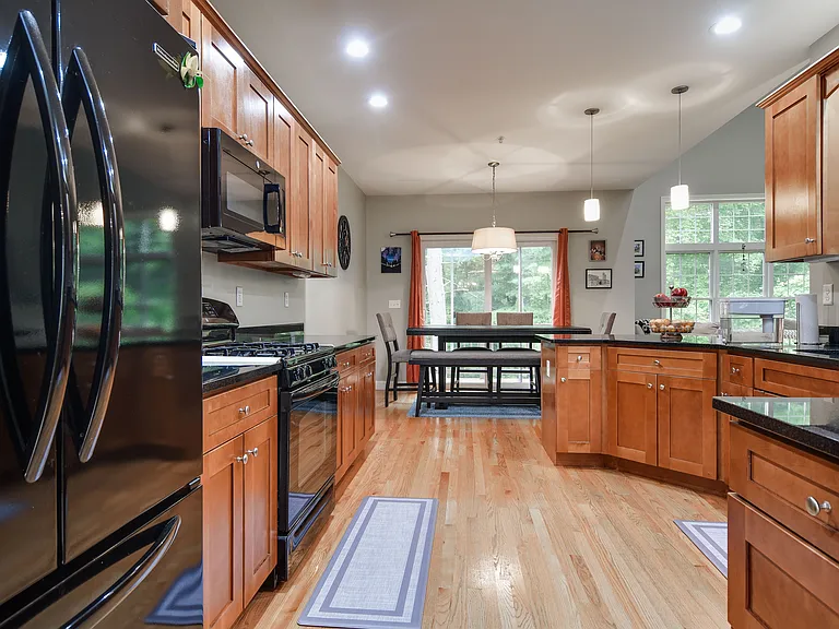 41 Garett Way #41 — Photo 9