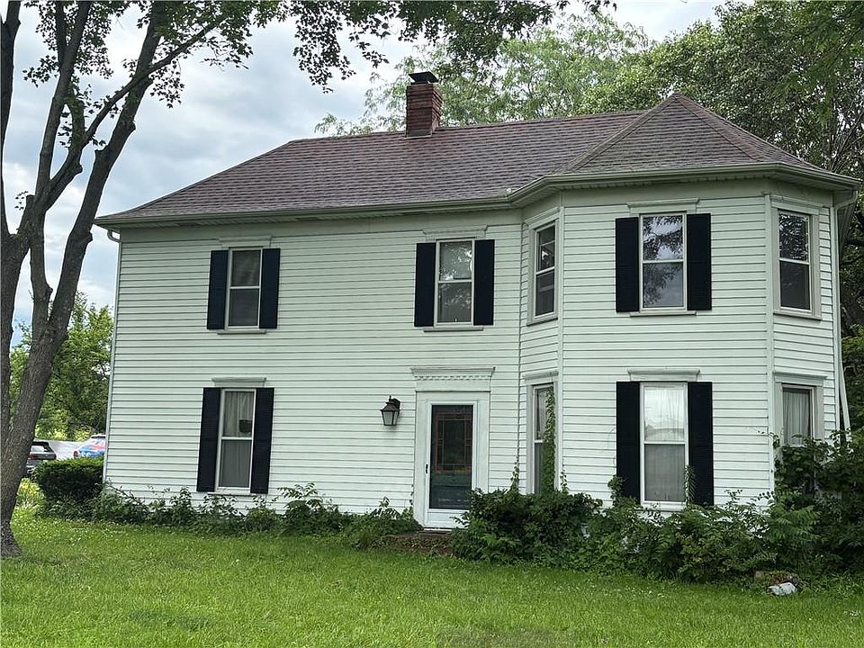 2nd image of 321 N Buckner Tarsney Rd