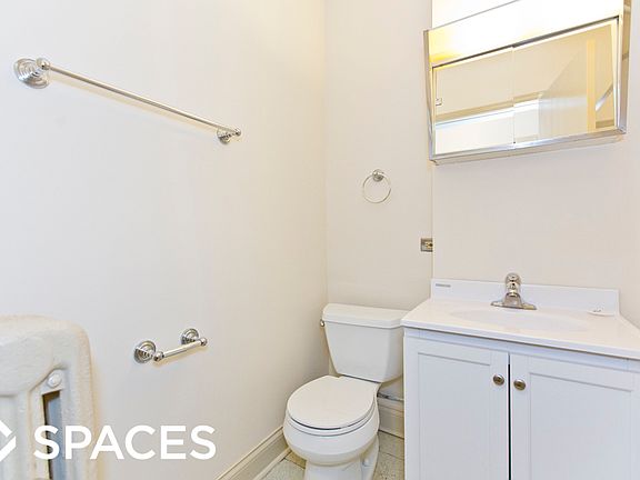 4th image of 5736 N Winthrop Ave #5740110