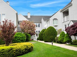 4 Cornell Pl, Rye, NY 10580