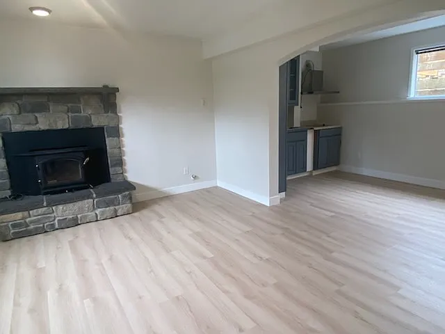 1050 Tacoma Ave NE — Photo 9