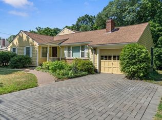 29 Baker Pl, Newton, MA 02462
