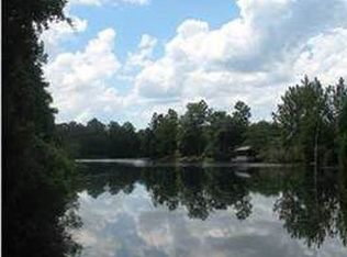 5053 E Lake Rd, Milton, FL 32583