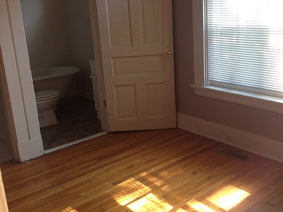 3rd image of 3644 Laclede Ave APT 2