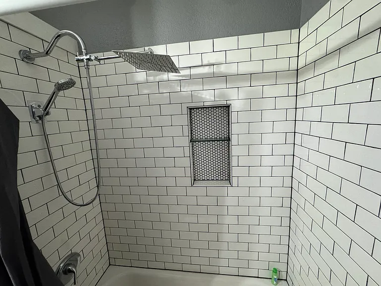 906 Church St — Photo 14