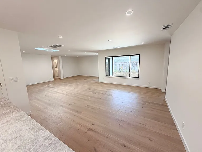 430 San Domingo Way — Photo 12