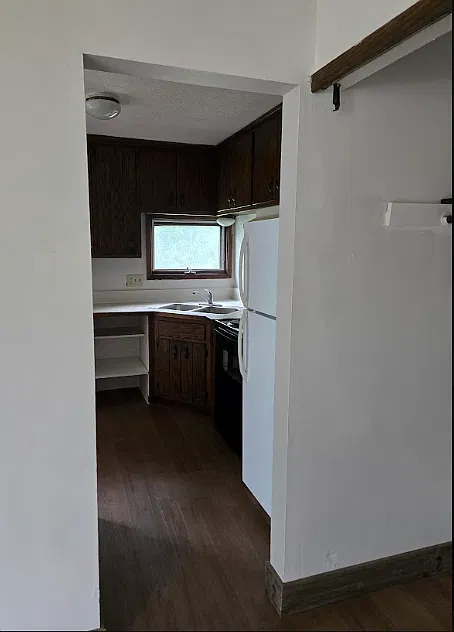 2 bed, 900 sqft, $1,600 — Photo 4