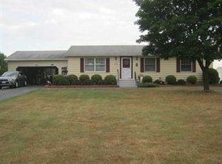 3776 Lockport Rd, Sanborn, NY 14132