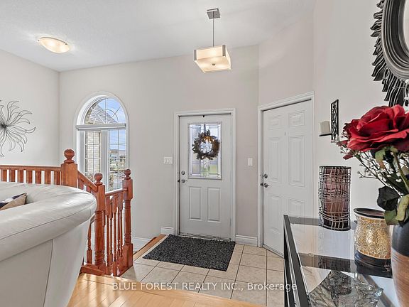 5th image of 2615 Colonel Talbot Rd #4