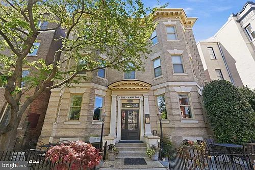 1740 18th St NW #T2 Photo 1