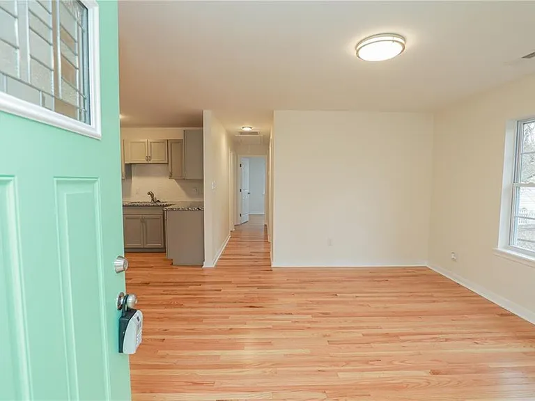 120 Lipscomb St — Photo 32