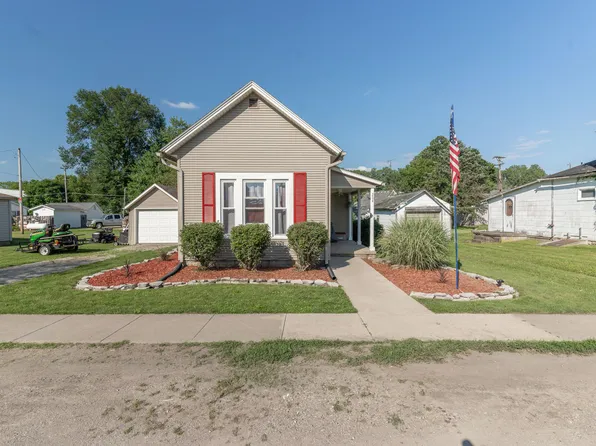 204 N Koke St, De Graff, OH 43318