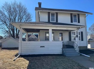 1111 E Colorado St, Davenport, IA 52803