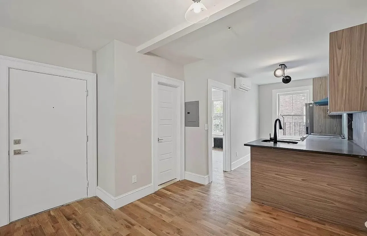 2 bed, $1,850 — Photo 2