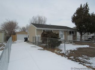 350 Cribbon Ave, Cheyenne, WY 82007
