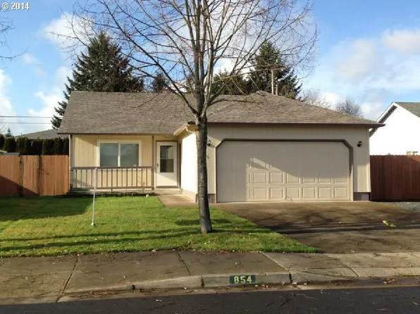 854 Hazelnut Ln, Springfield, OR 97478