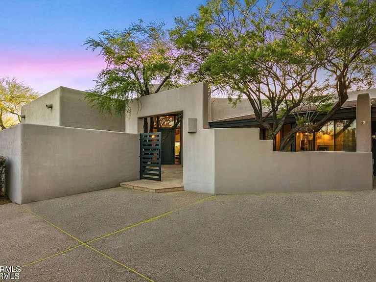 10726 E Tamarisk Way — Photo 4