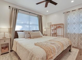 14 Summit Dr #A, Savannah, GA 31406