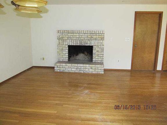 3rd image of 7606 145th Street Ct E