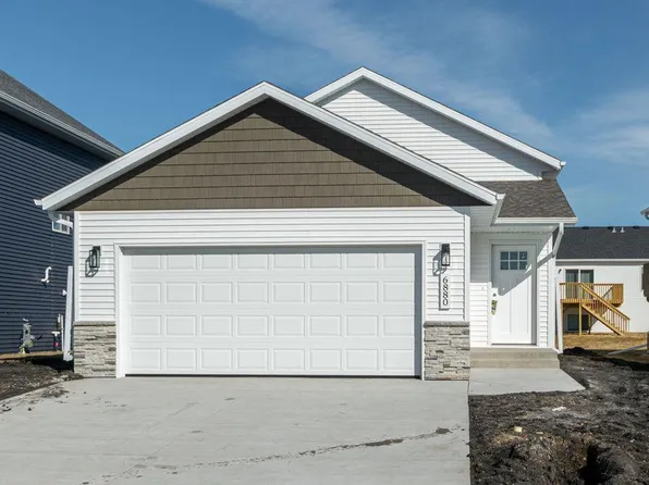 6211 87th Ave S, Horace, ND 58047