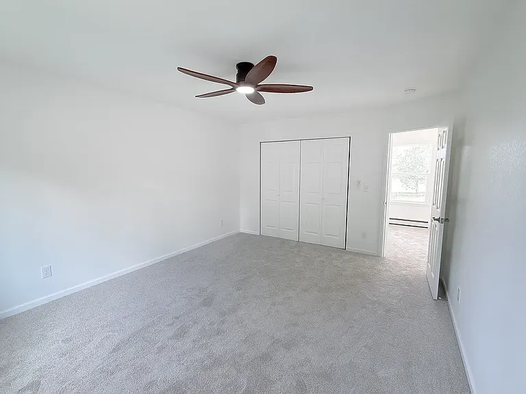 80 Haney Rd — Photo 13
