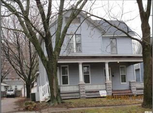 803 21st St, Rock Island, IL 61201
