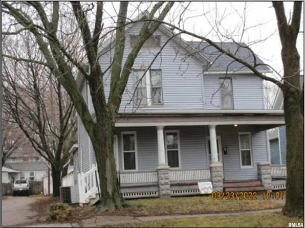 803 21st St, Rock Island, IL 61201