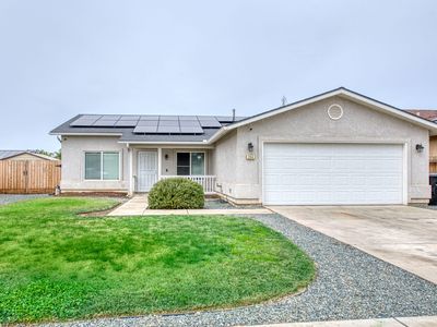 234 E Riverbend Court, Visalia, CA, 93291