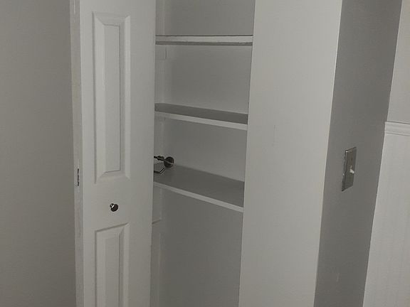 Full bath closet