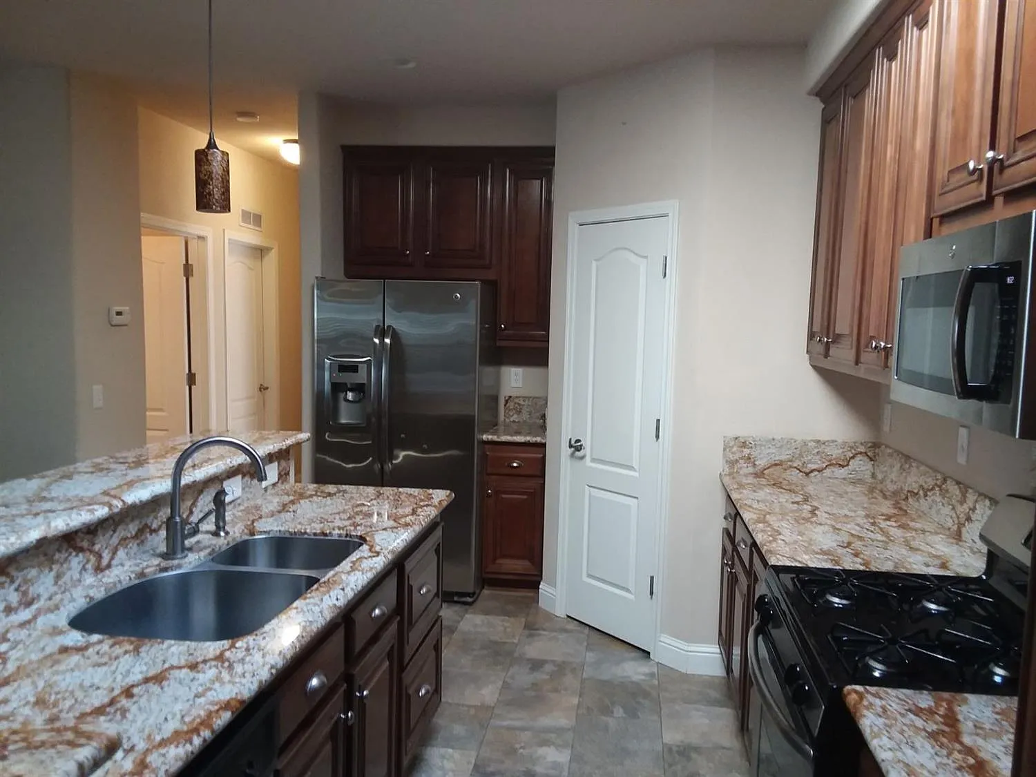 31 Village Green Dr #31 photo 1