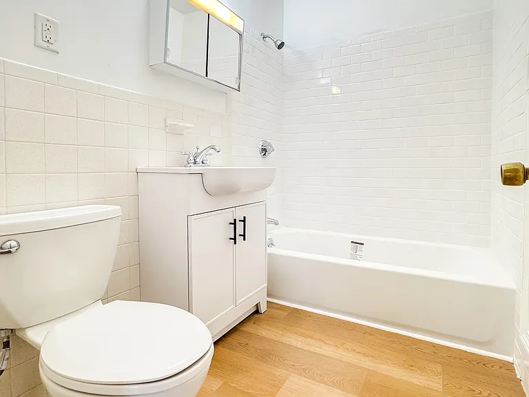 11 Hodges Ave #10 — Photo 9