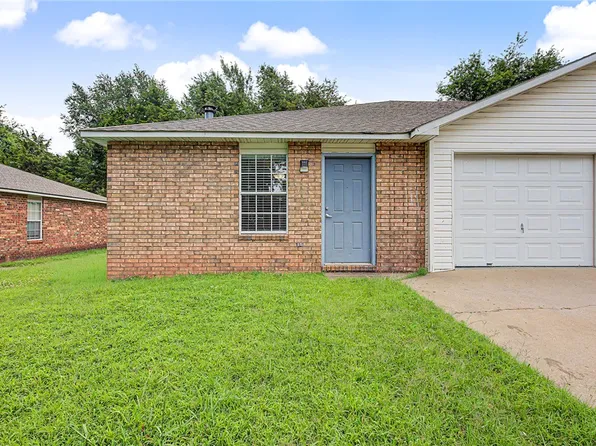 1488 N Boxley Ave, Fayetteville, AR 72704