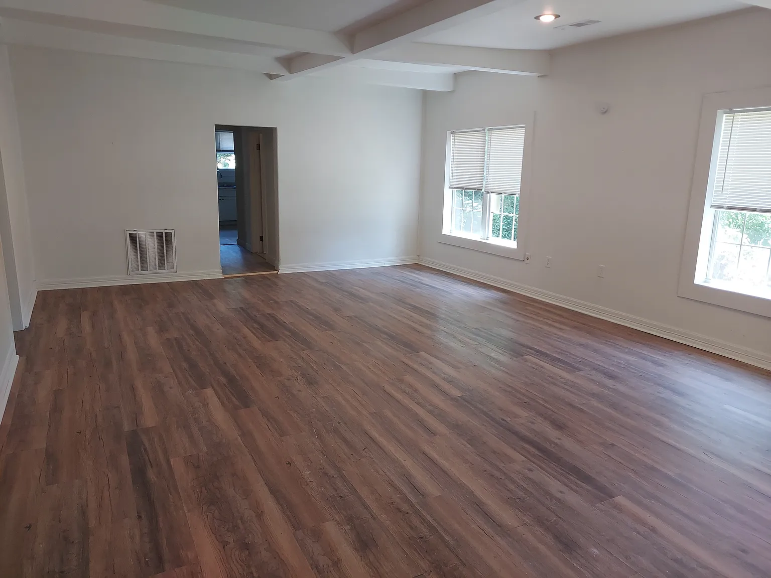 02ltahoe11183rd - 1 — Photo 2