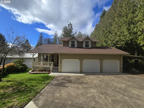 99 Sunset Pl, Longview, WA 98632