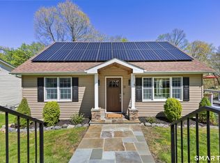 31 Hillandale Road, Danbury, CT 06811