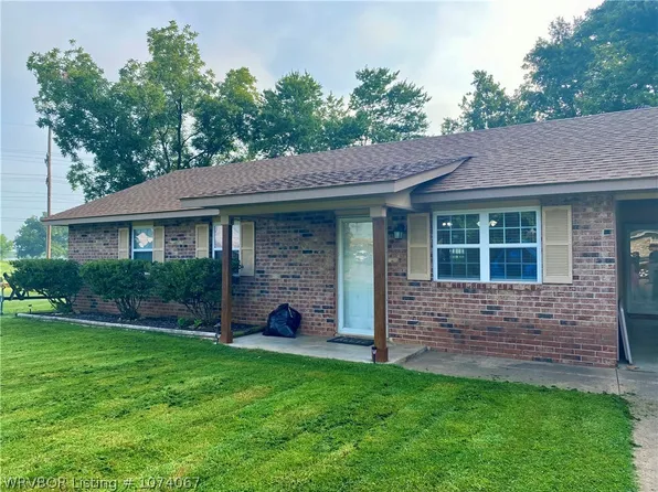 720 Darrin Dr, Charleston, AR 72933