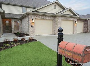 6613 W Valley View Rd, Rogers, AR 72758