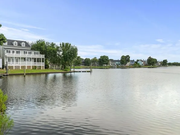 15 Place Lafitte, Madisonville, LA 70447