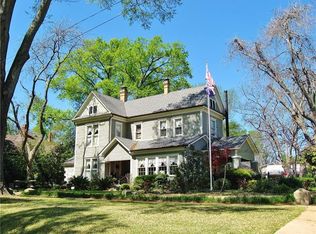 703 1st St, Terrell, TX 75160