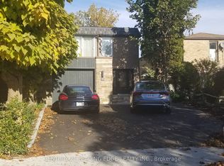 16 Medaca St, Toronto, ON M2J3A7